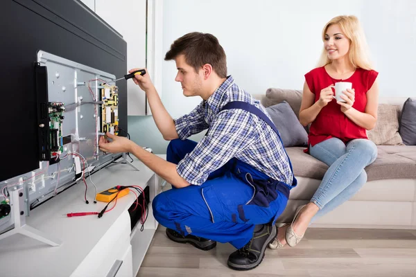 Same-Day LG TV Service at Home – We Come to You!