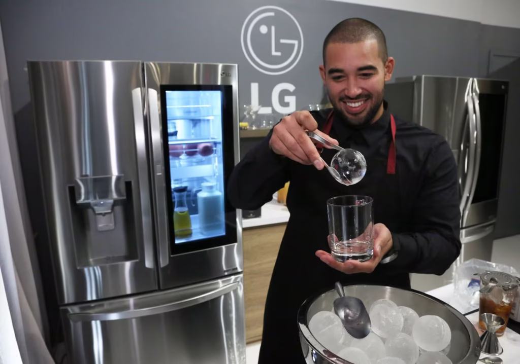 LG fridge Making Ice